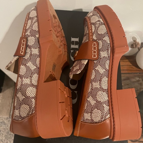 NIB Coach Leah Textured Monogram Jacquard LugSole Loafers - Picture 6 of 14